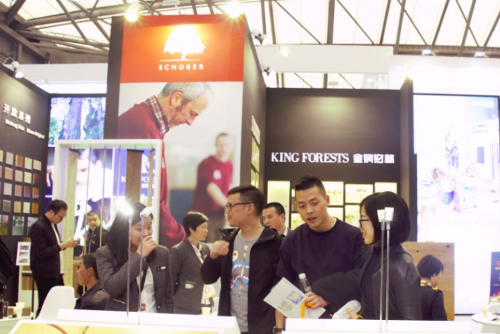 展会直击|2019金钢铂林开展首日强势吸睛